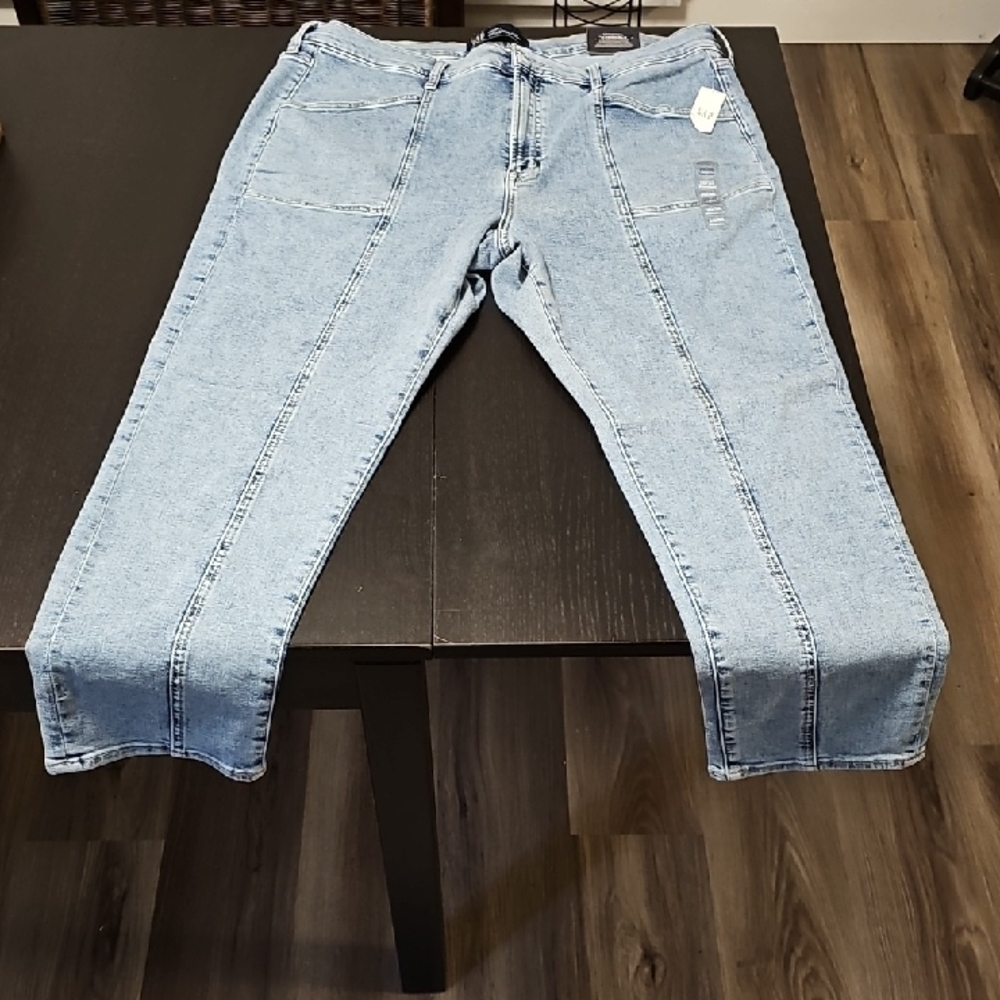 GAP Women's Relaxed Light Blue Jeans